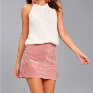 Lulu’s Mauve Suede Mini Skirt - Worn once - M